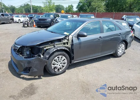 2012 Toyota Camry Le z USA, uszkodzony, nr VIN 4T4BF1FK2CR213908
